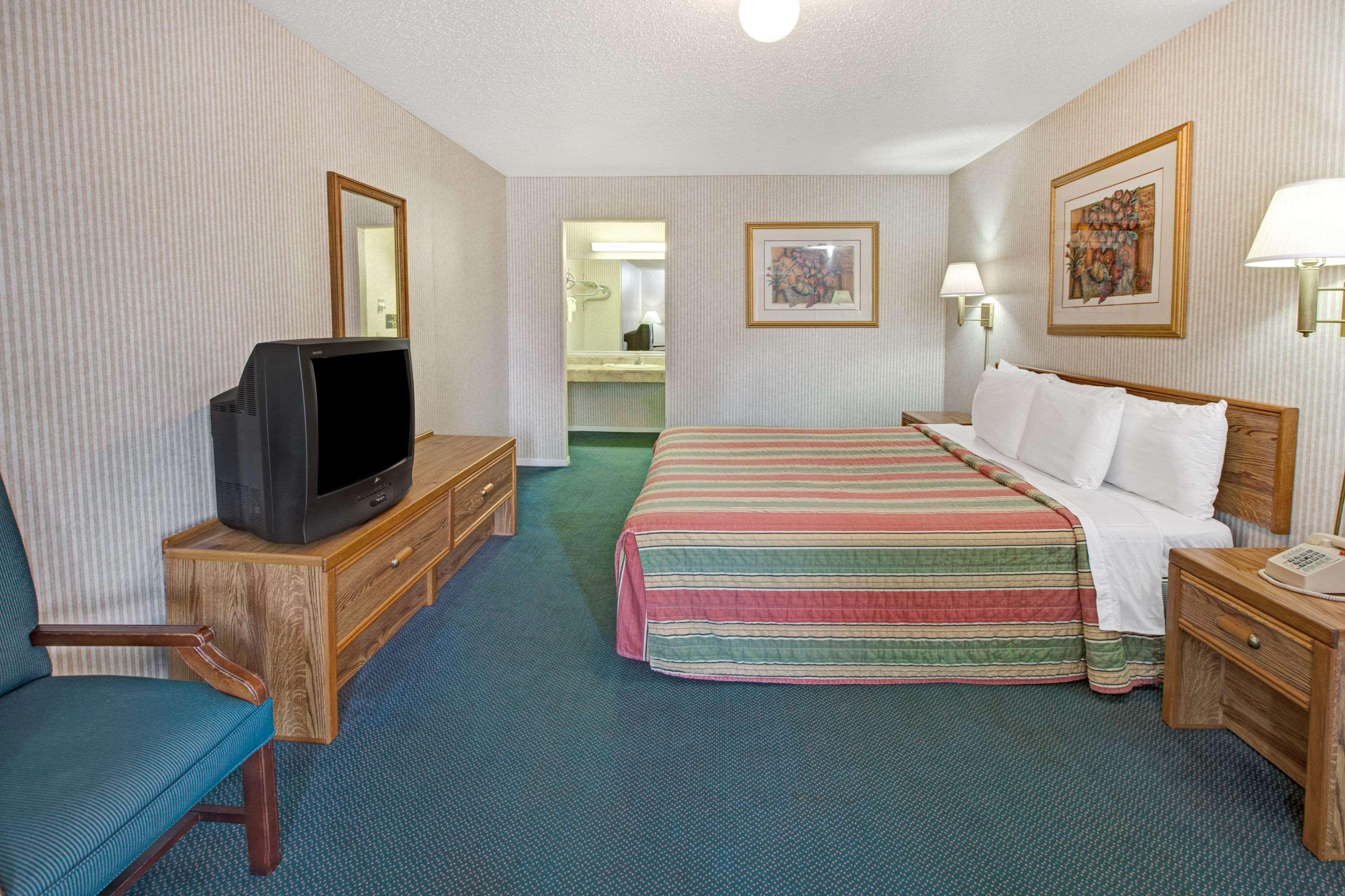 Knights Inn Houston Hobby Airport Екстериор снимка