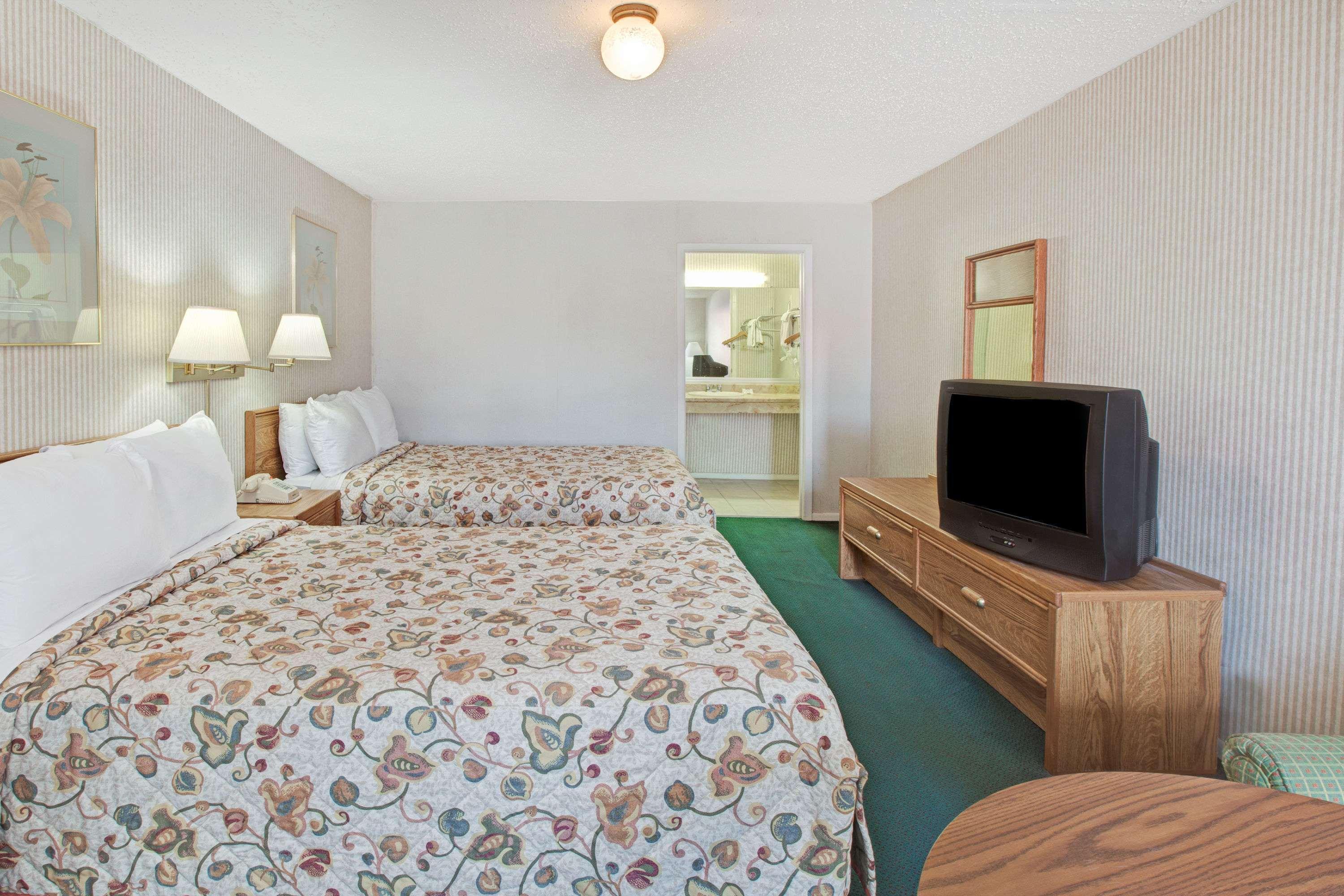 Knights Inn Houston Hobby Airport Екстериор снимка