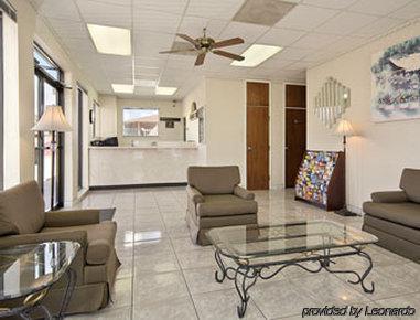 Knights Inn Houston Hobby Airport Интериор снимка
